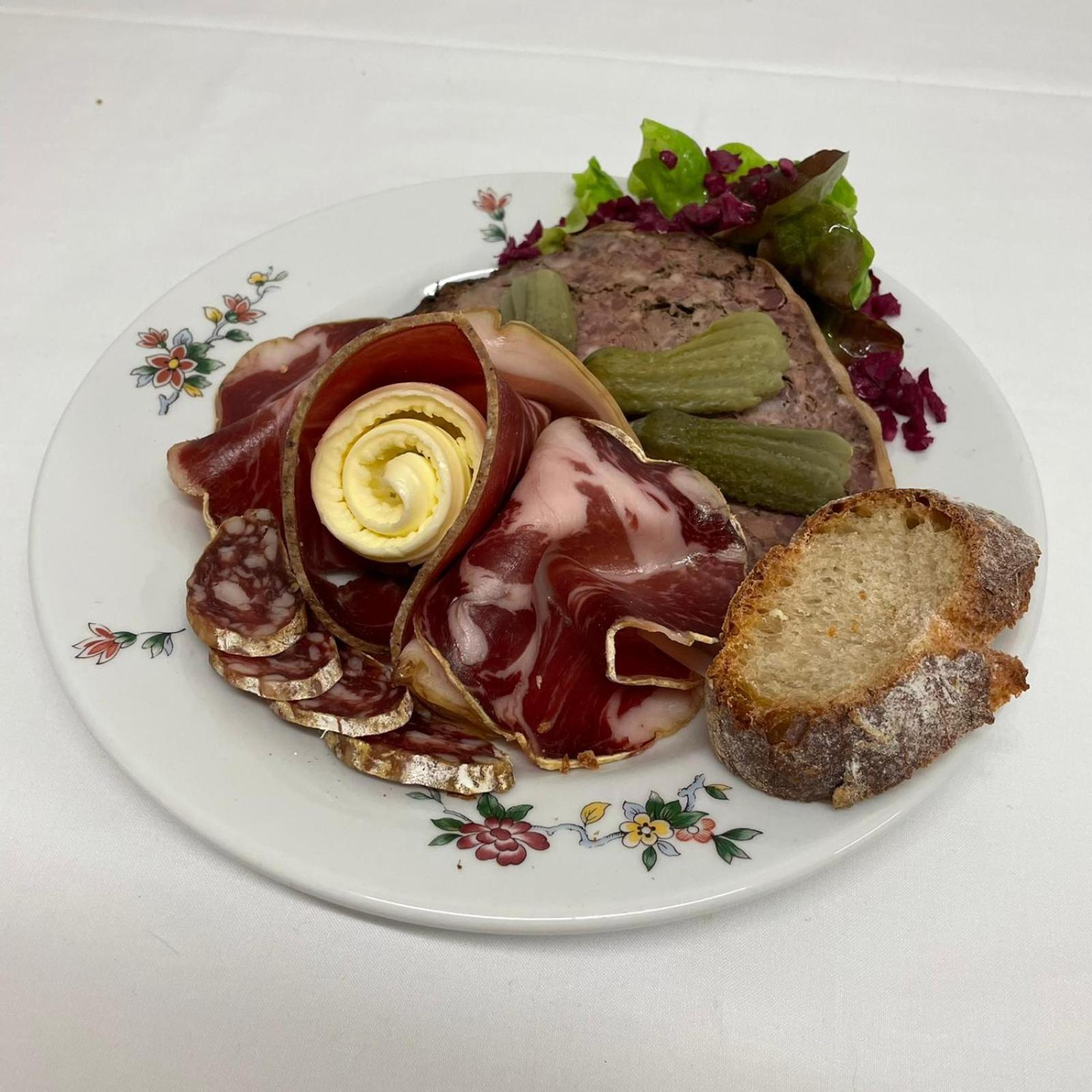 Hotel Restaurant Le Grillon 샹봉 쉬르 라크 외부 사진